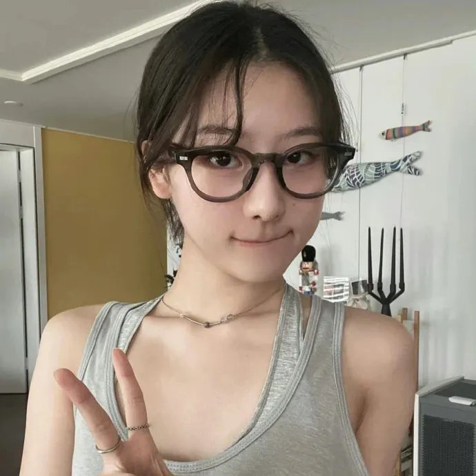 所以......和黑粉结婚了